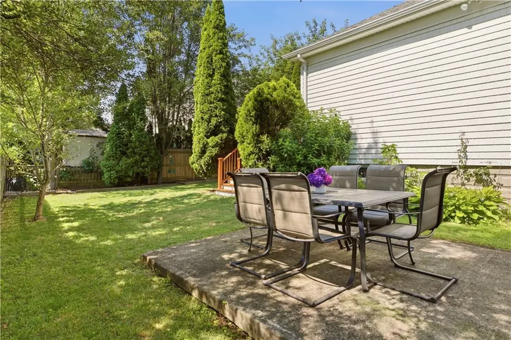 75 Longwood Avenue Providence RI 02908