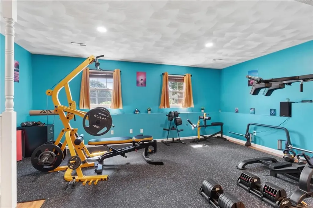 15 Meadow Road Scituate RI 02831