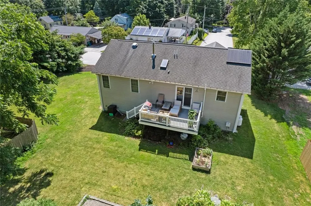 15 Meadow Road Scituate RI 02831