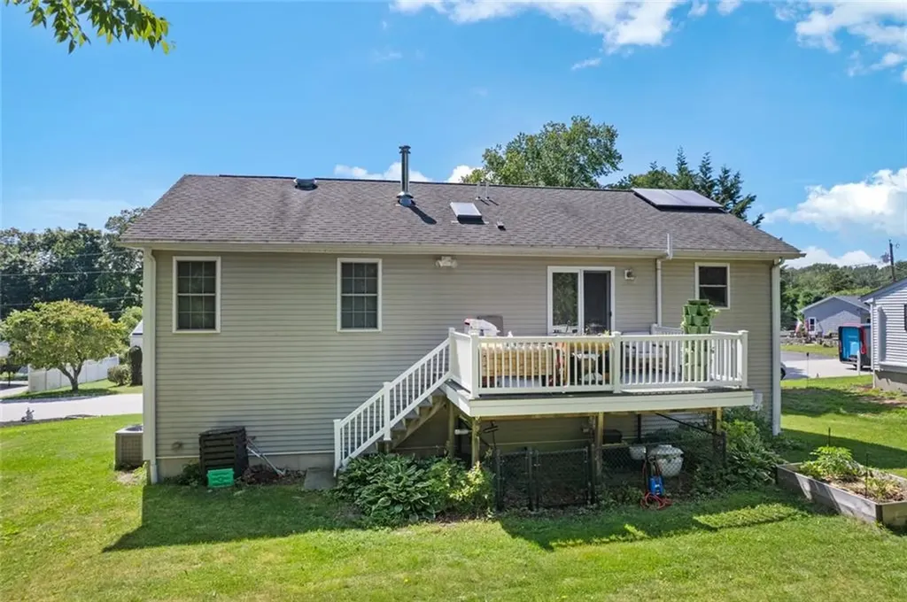 15 Meadow Road Scituate RI 02831