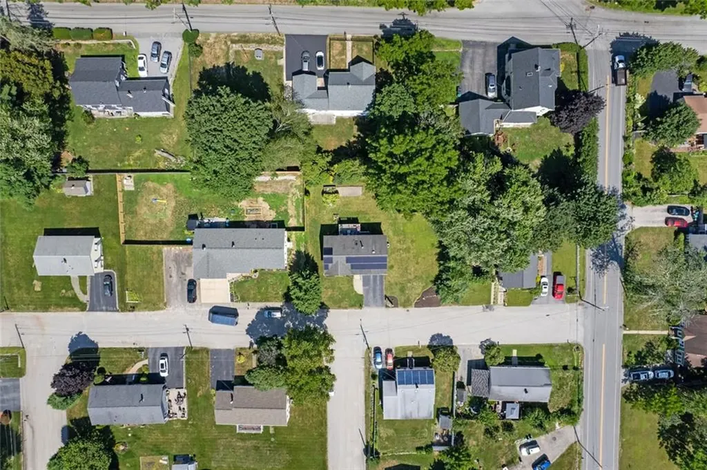 15 Meadow Road Scituate RI 02831
