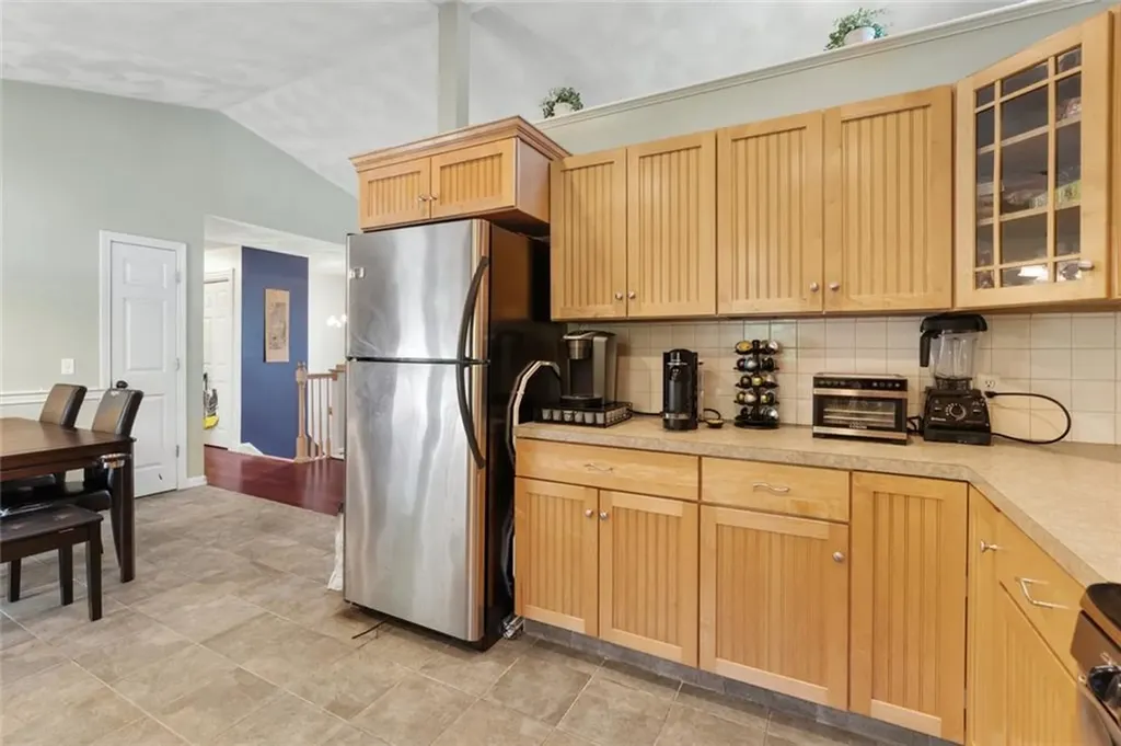15 Meadow Road Scituate RI 02831