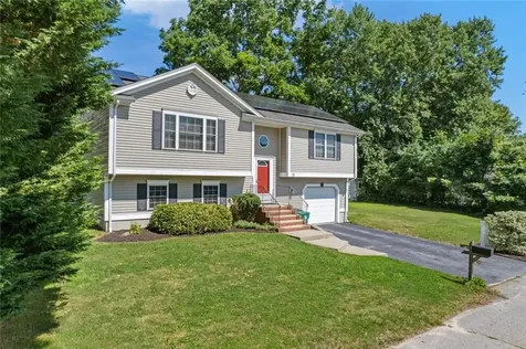 15 Meadow Road Scituate RI 02831