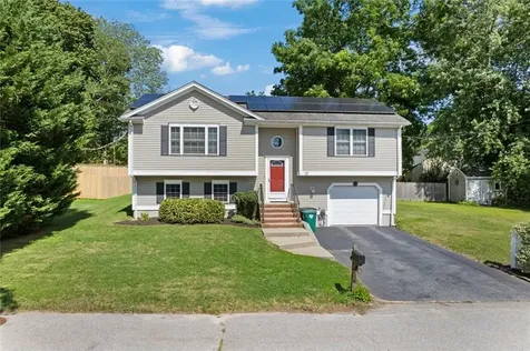 15 Meadow Road Scituate RI 02831