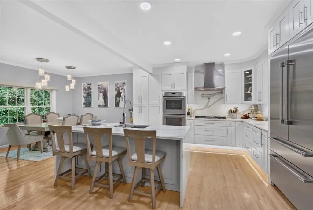 40 Louisquisset Pike North Smithfield RI 02896