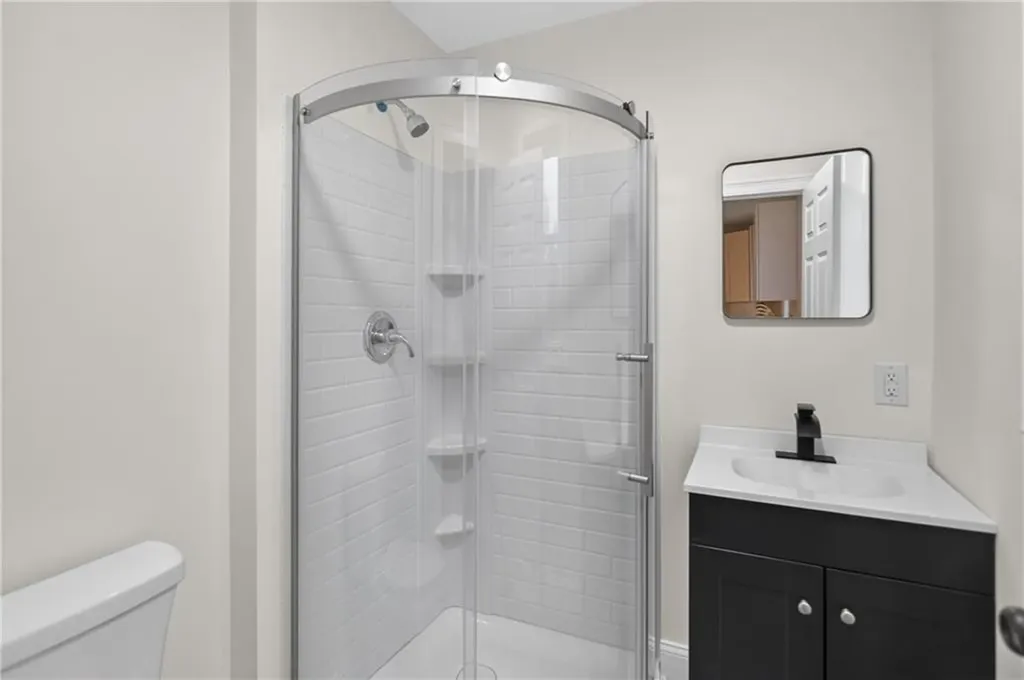 68 Uncas Street Warwick RI 02889
