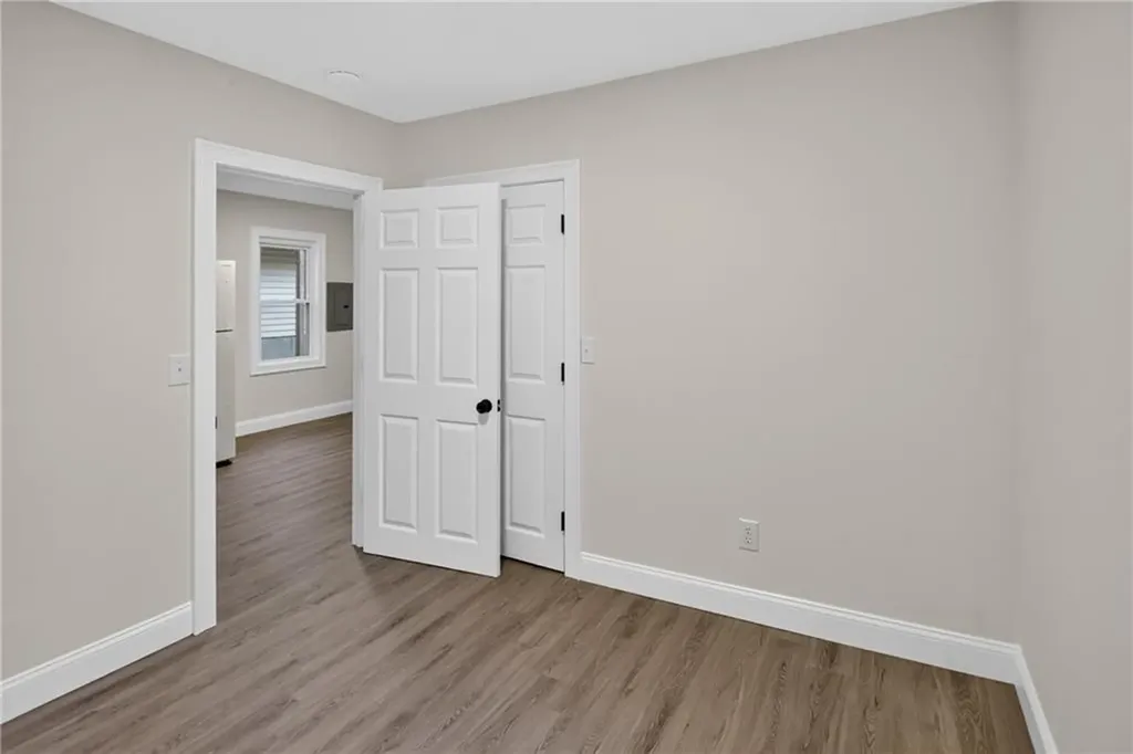 68 Uncas Street Warwick RI 02889