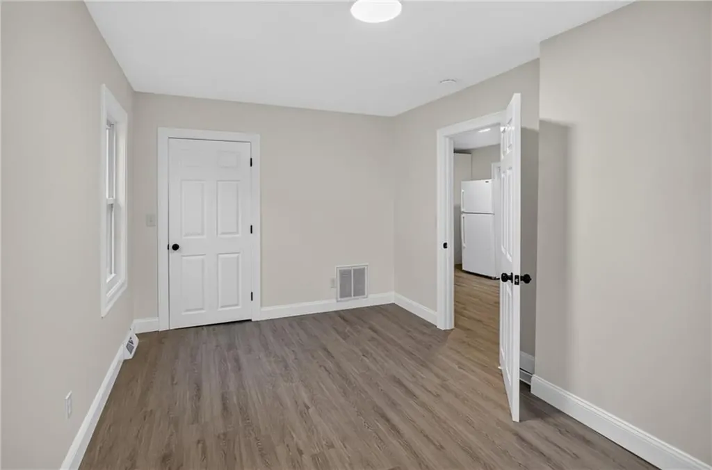68 Uncas Street Warwick RI 02889