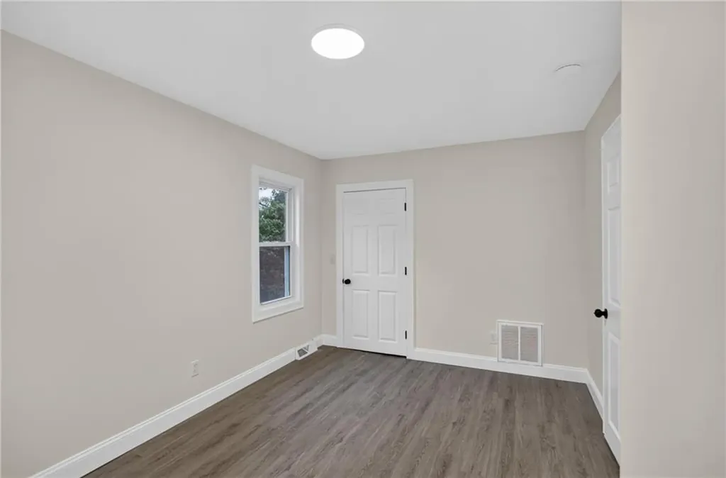 68 Uncas Street Warwick RI 02889