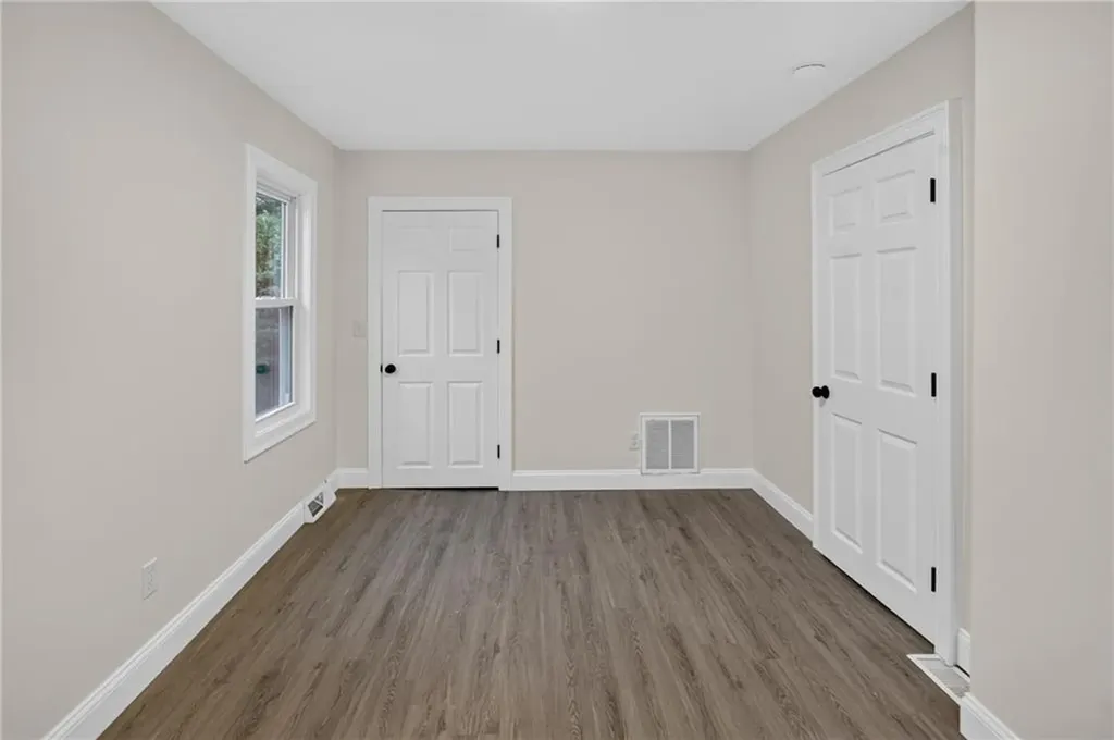 68 Uncas Street Warwick RI 02889