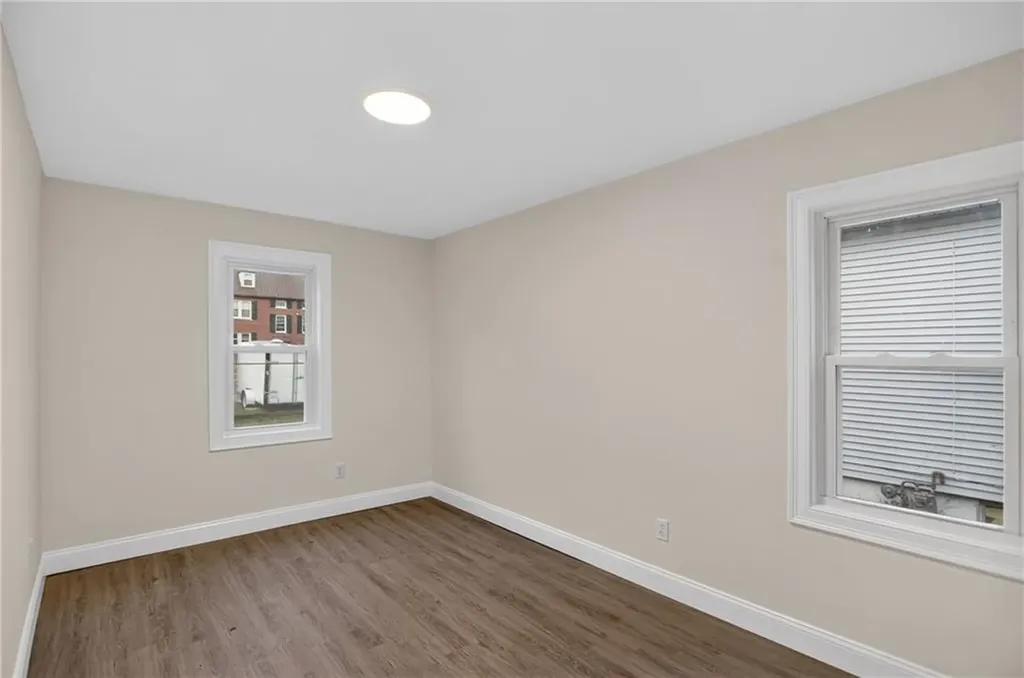 68 Uncas Street Warwick RI 02889