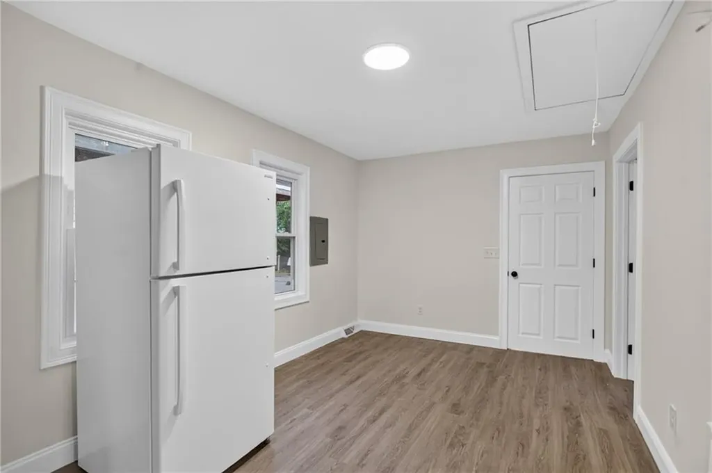 68 Uncas Street Warwick RI 02889