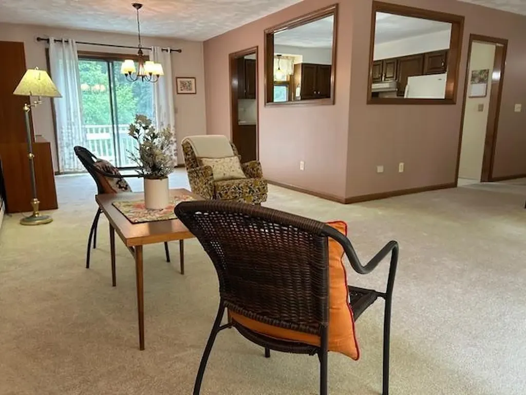 31 Karen Ann Drive Smithfield RI 02917