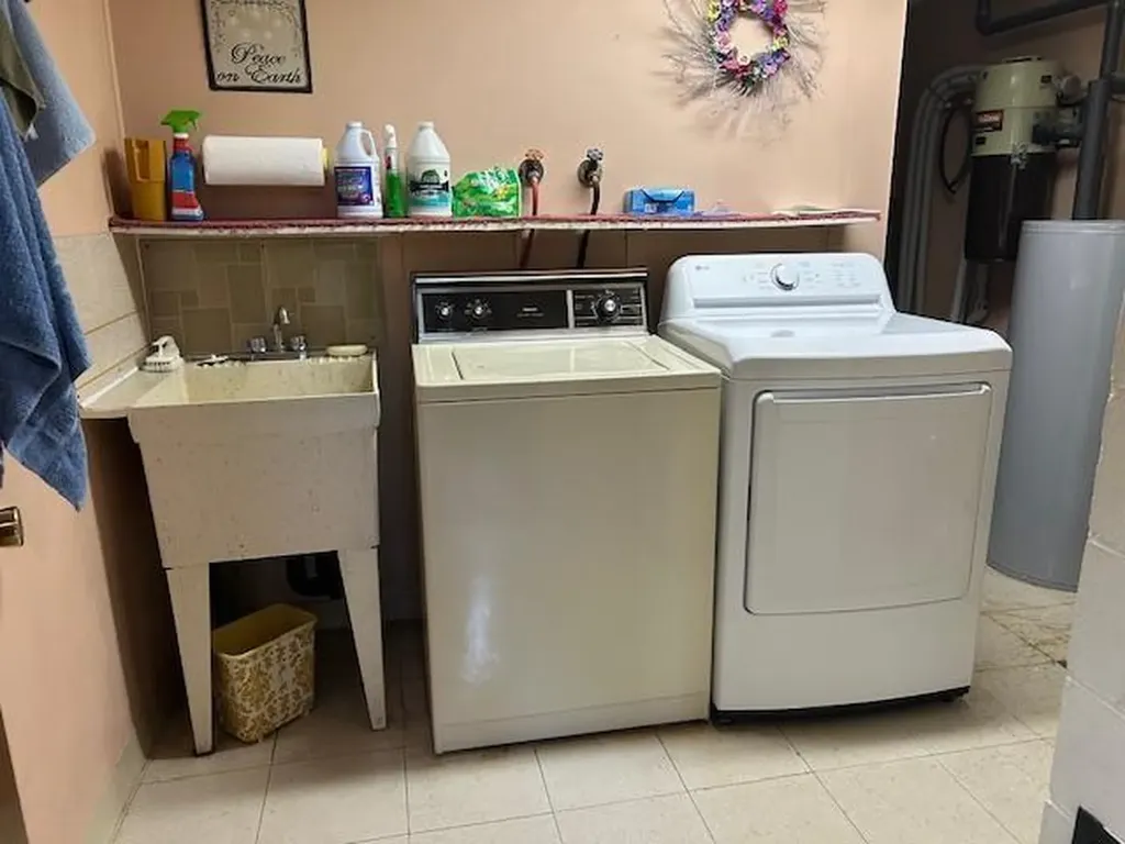 31 Karen Ann Drive Smithfield RI 02917