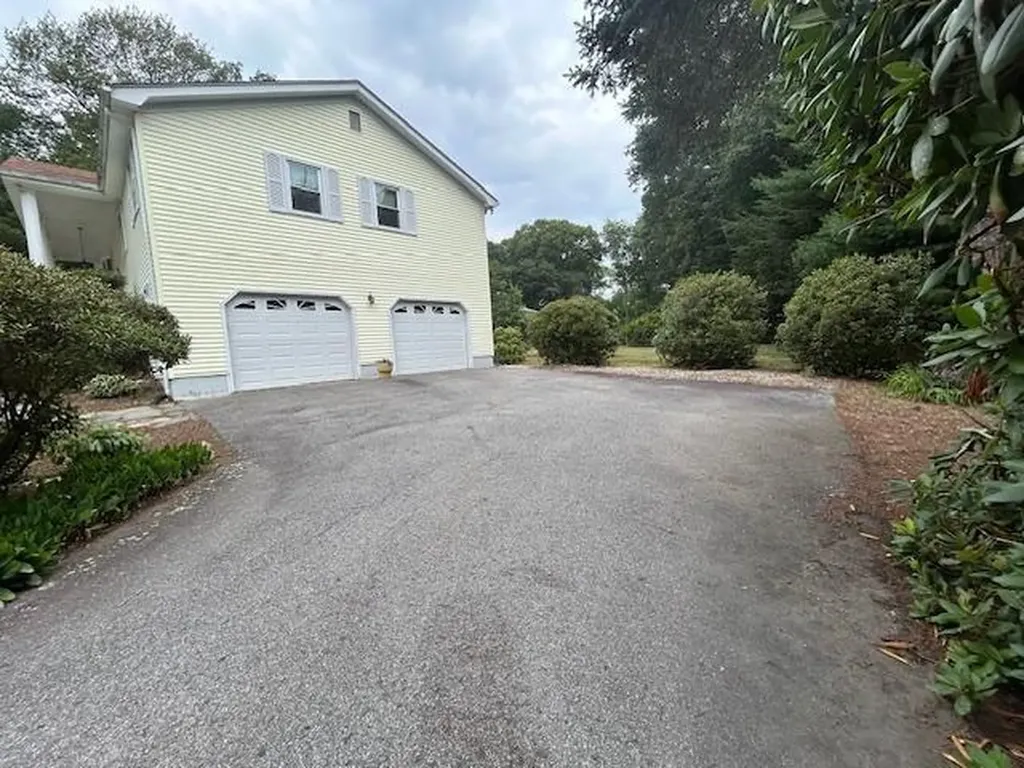 31 Karen Ann Drive Smithfield RI 02917
