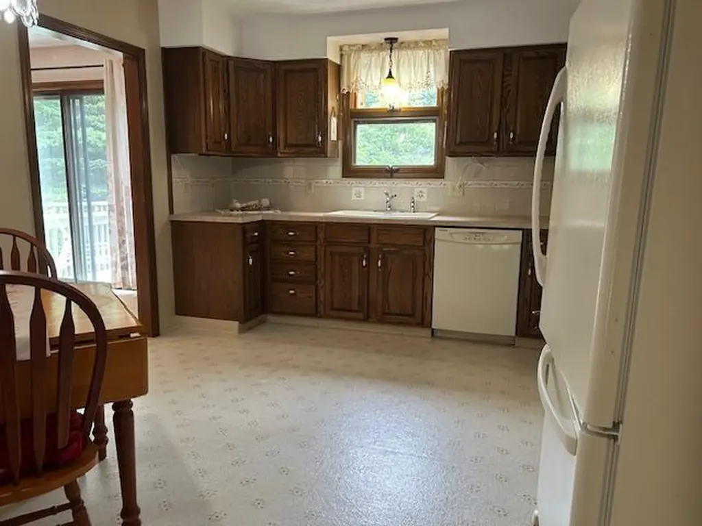 31 Karen Ann Drive Smithfield RI 02917