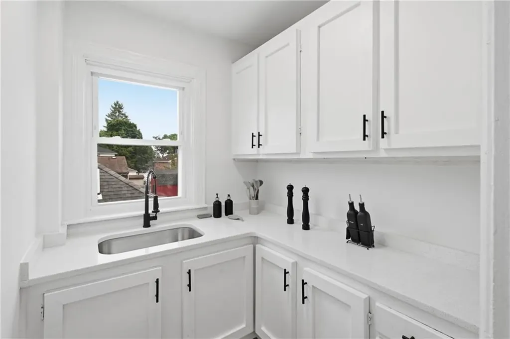 20 Nevada Avenue East Providence RI 02916