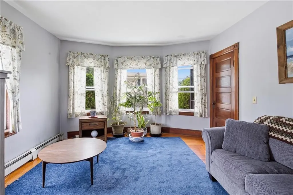 20 Nevada Avenue East Providence RI 02916