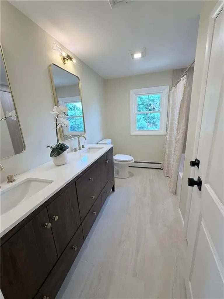 165 Merry Mount Drive Warwick RI 02888