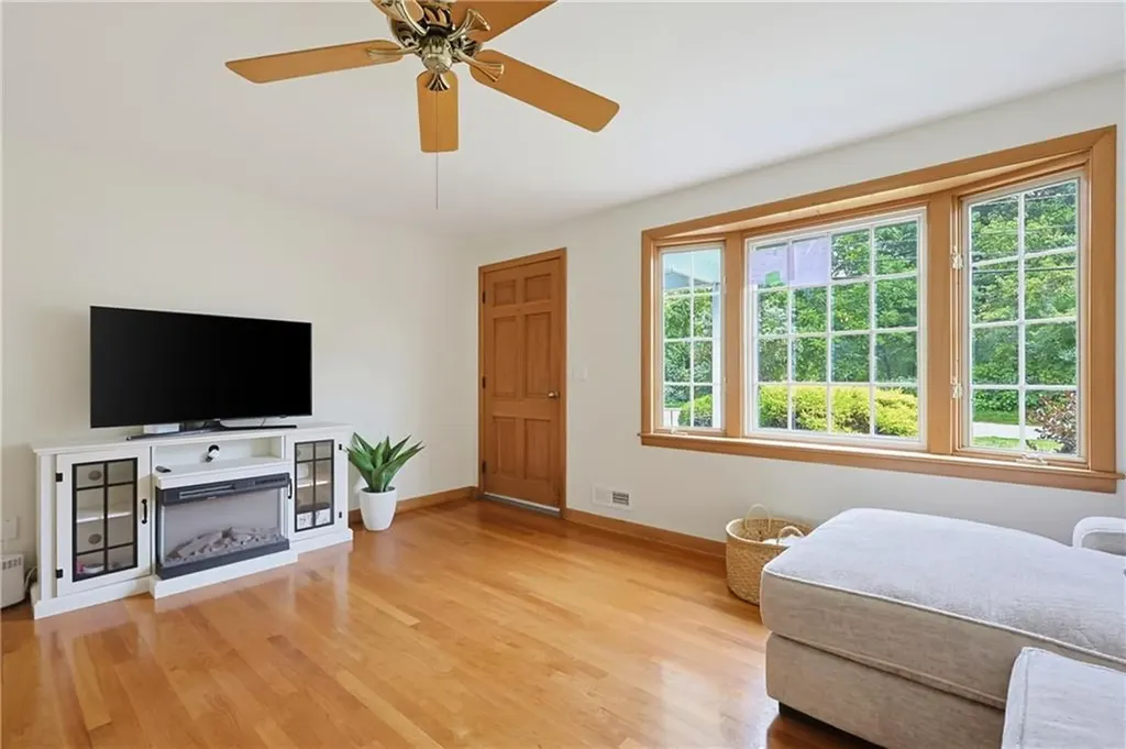 27 Bear Hill Road Cumberland RI 02864