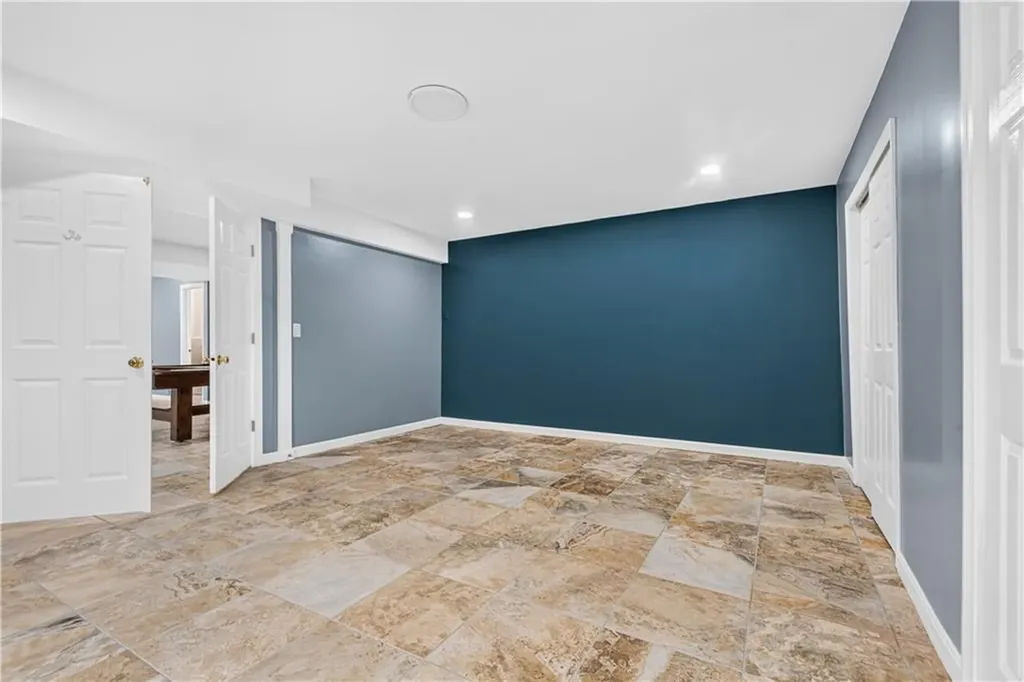 14 Longbrook Drive Cumberland RI 02864