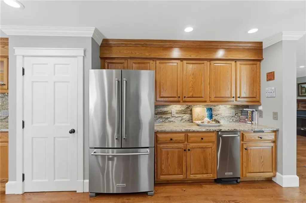145 Beechwood Drive Cranston RI 02921