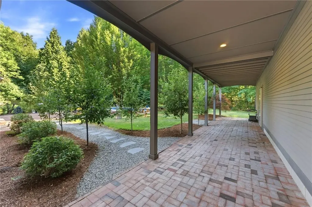 145 Beechwood Drive Cranston RI 02921