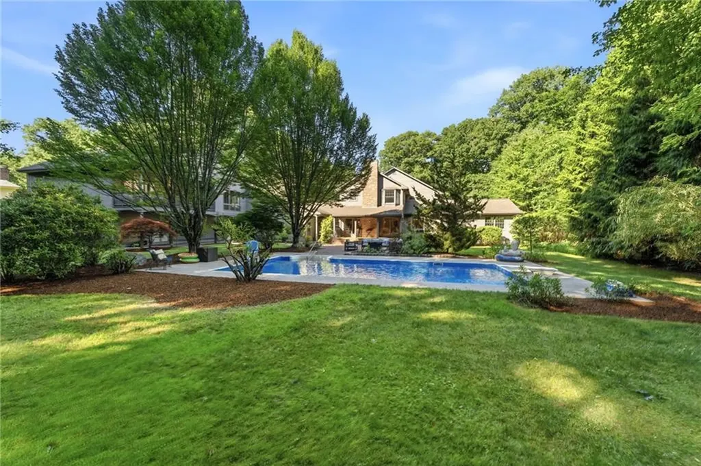 145 Beechwood Drive Cranston RI 02921