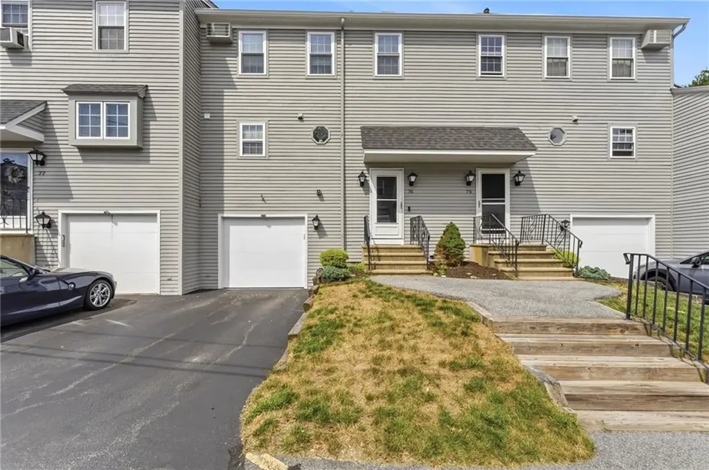 565 Quaker Lane West Warwick RI 02893