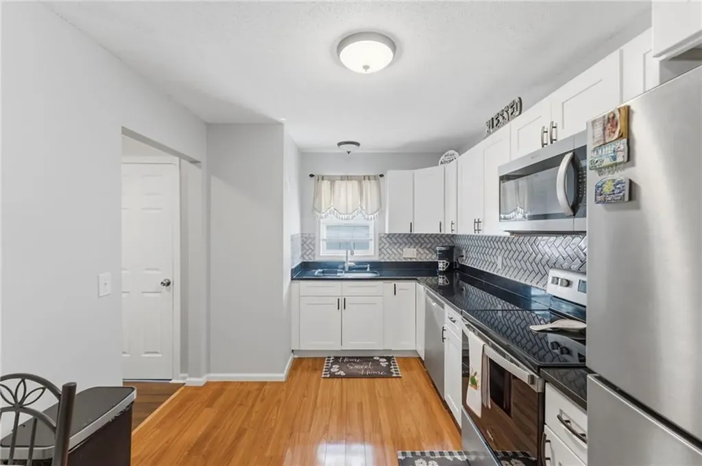565 Quaker Lane West Warwick RI 02893