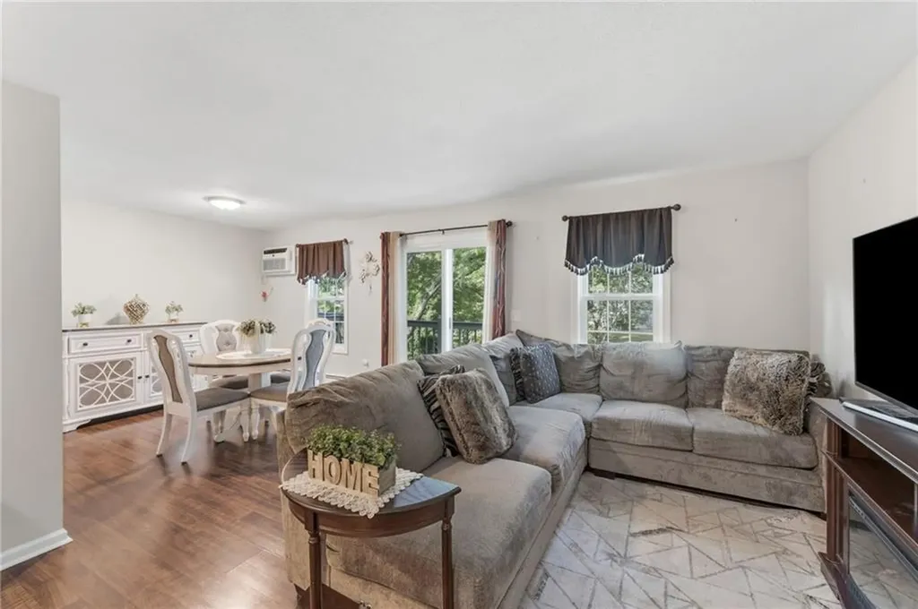 565 Quaker Lane West Warwick RI 02893