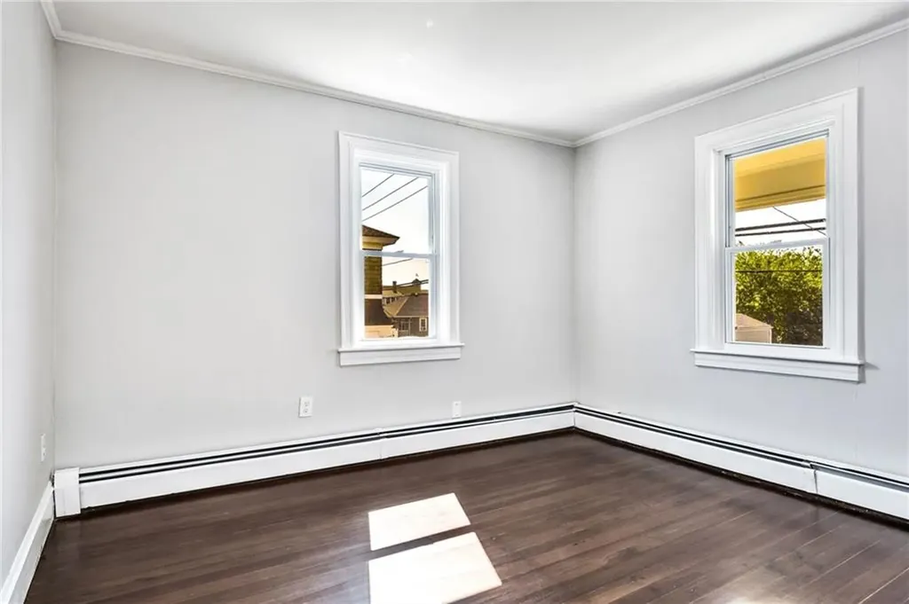 53 Maple Avenue Barrington RI 02806