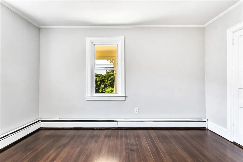 53 Maple Avenue Barrington RI 02806