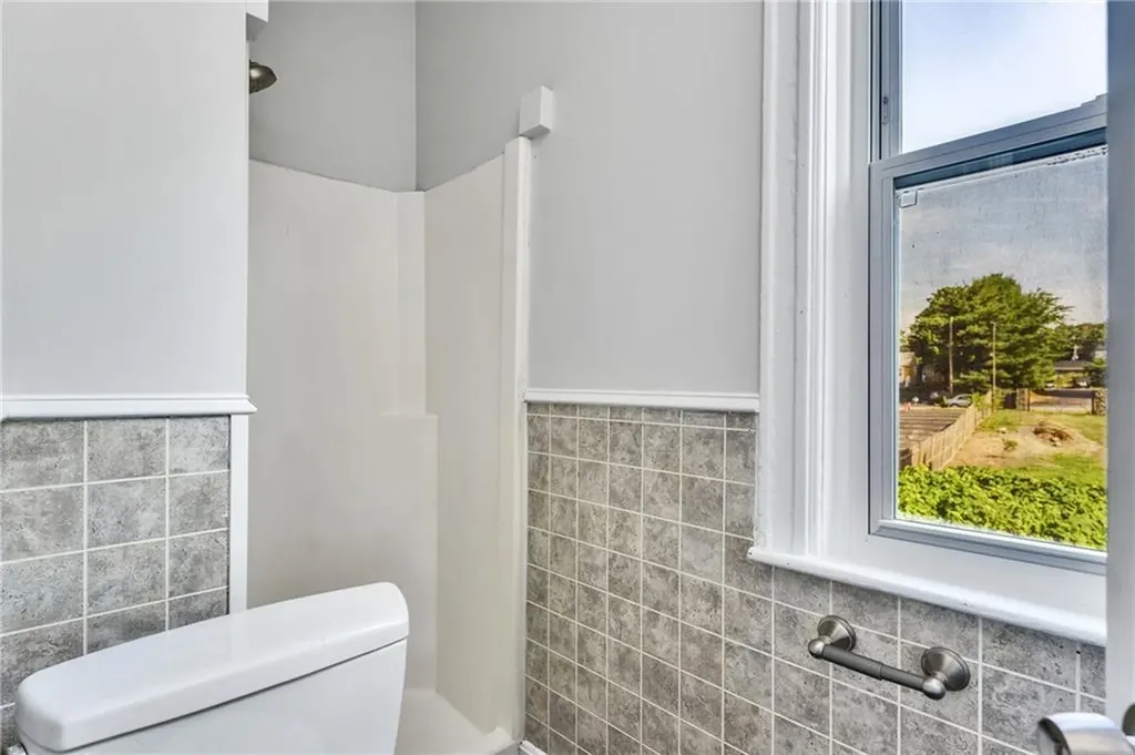 53 Maple Avenue Barrington RI 02806