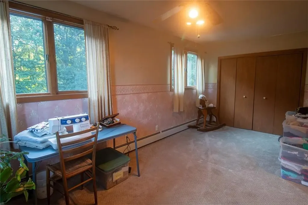 122 Elton Circle Cranston RI 02921