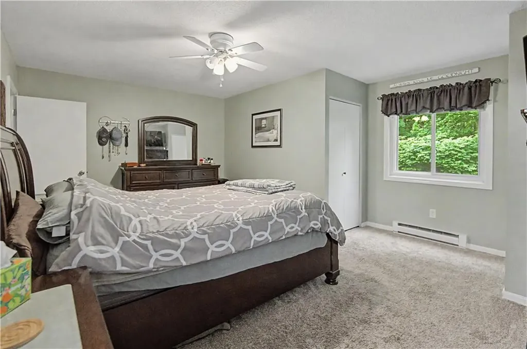 494 Round Hill Court Warwick RI 02886
