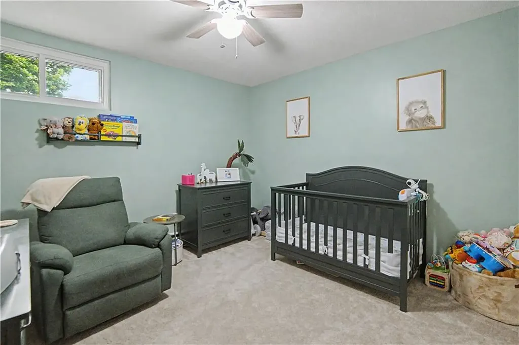 494 Round Hill Court Warwick RI 02886
