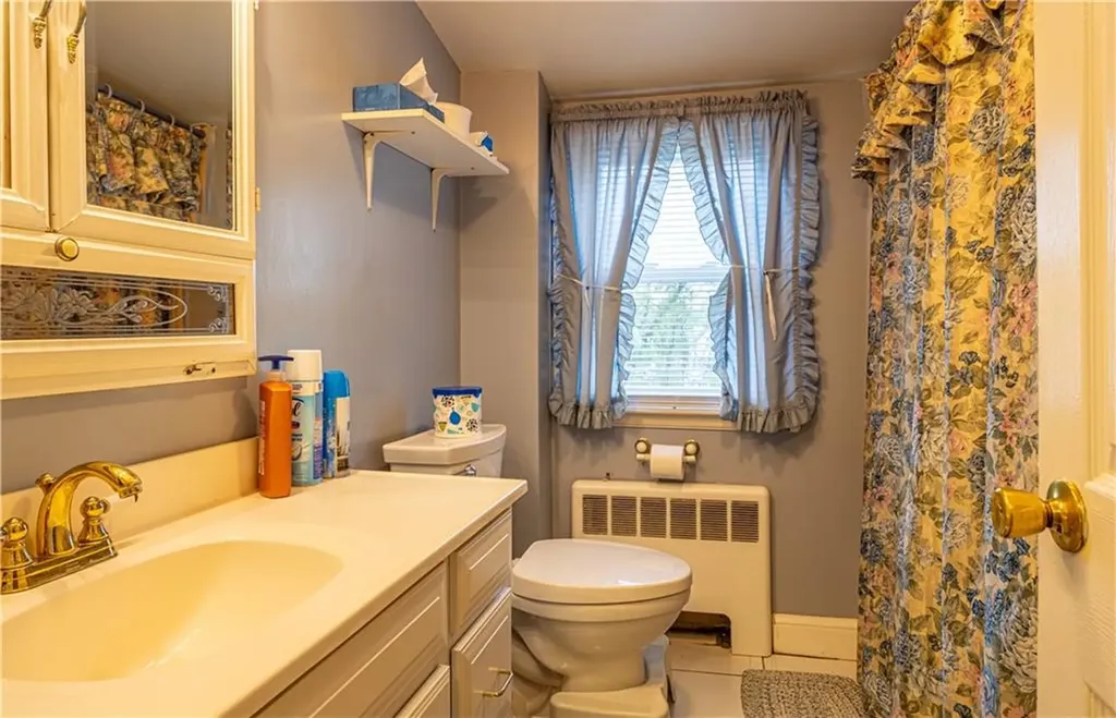 84 Harvard Street Cranston RI 02920