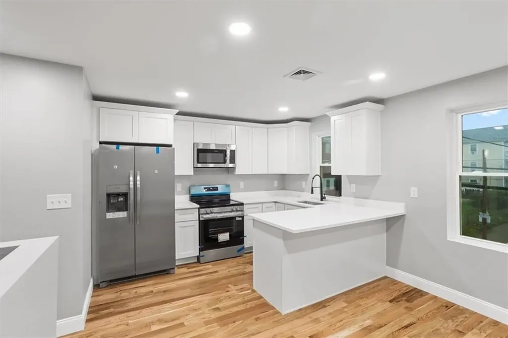 28 Potters Avenue Providence RI 02905