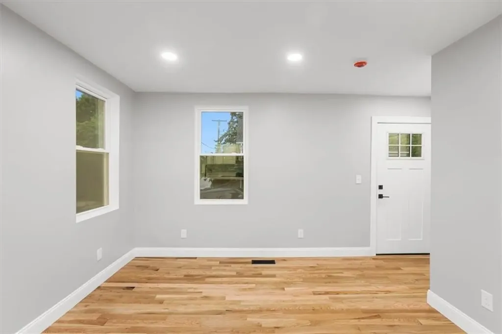 28 Potters Avenue Providence RI 02905