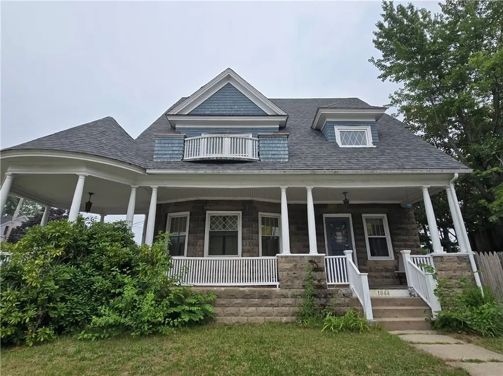 1844 Broad Street Cranston RI 02905
