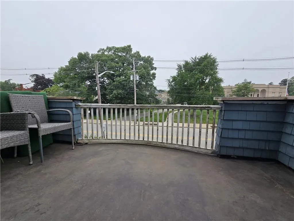 1844 Broad Street Cranston RI 02905