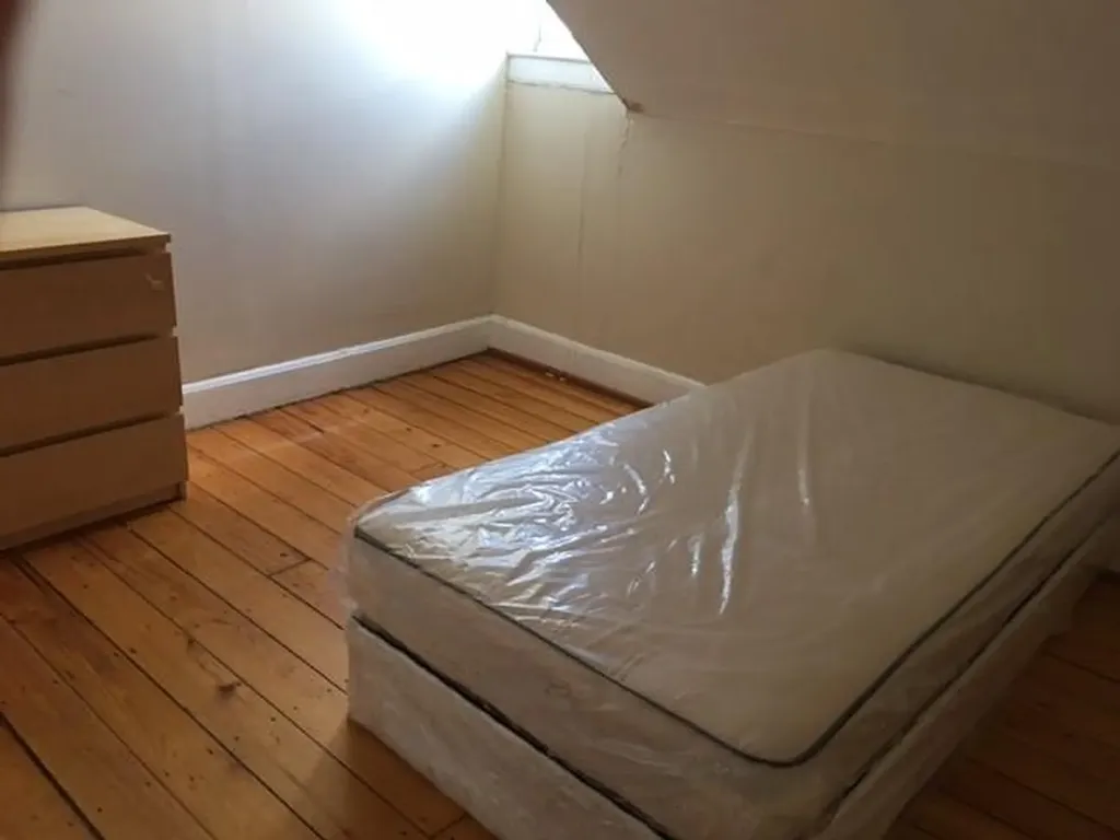 171 Montgomery Avenue Providence RI 02905