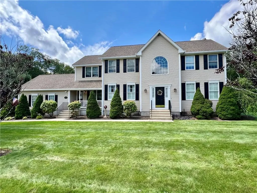 35 East Lantern Road Smithfield RI 02917