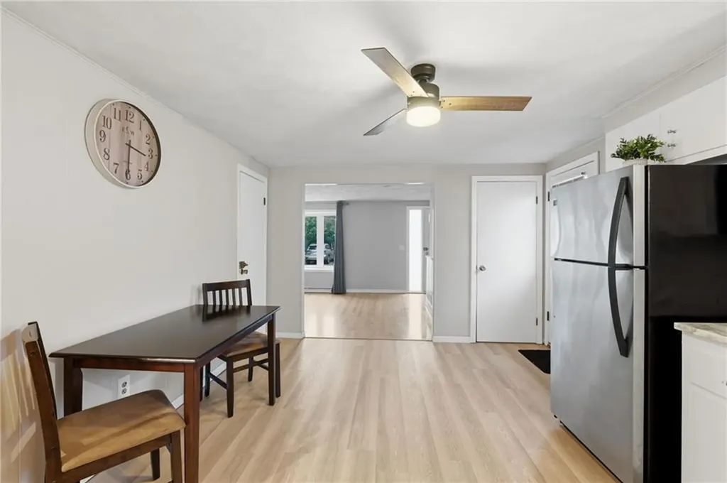 8 Henry Street East Providence RI 02914
