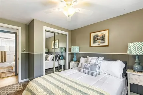 8 Hampden Road Bristol RI 02809
