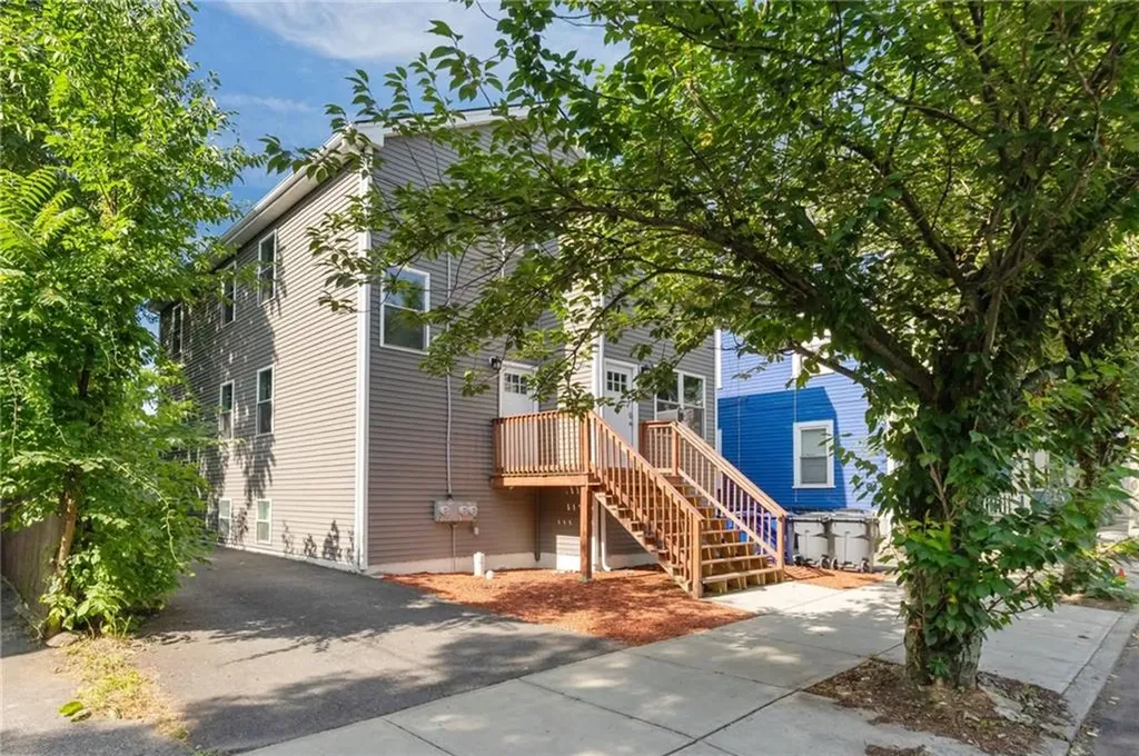 42 Arch Street Providence RI 02907