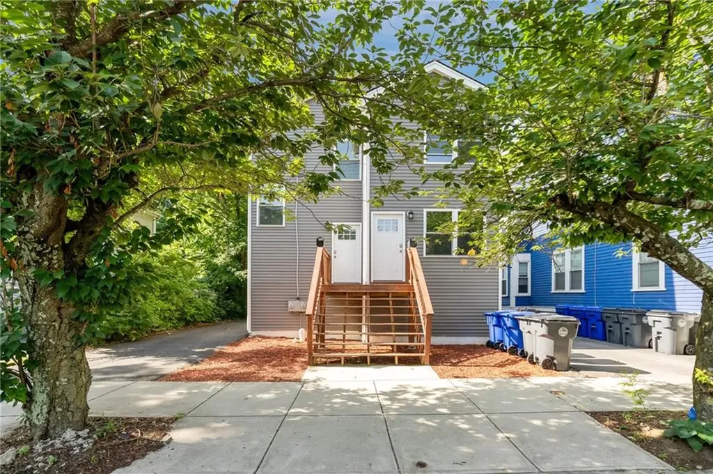 42 Arch Street Providence RI 02907