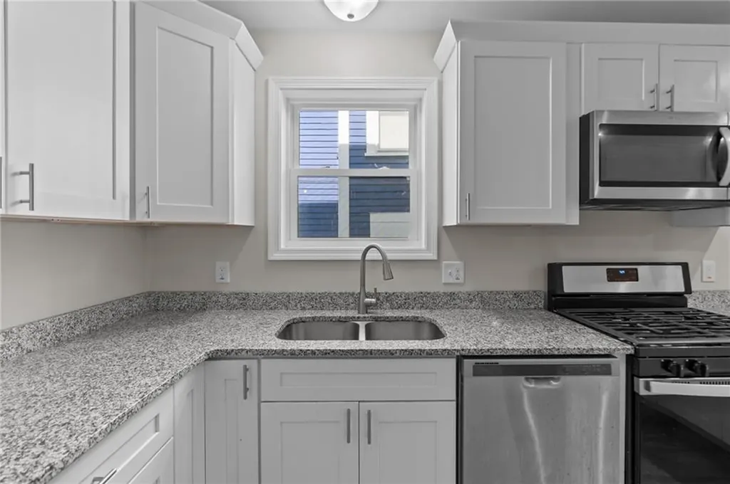 42 Arch Street Providence RI 02907