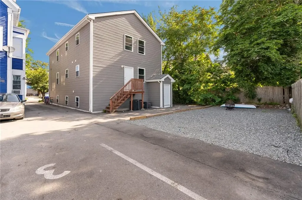 42 Arch Street Providence RI 02907